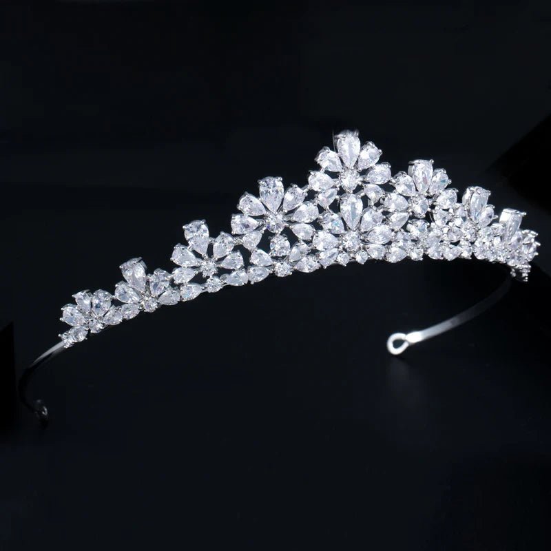 TiarasElegant Gorgeous Flower Tiara Crown A014 - WS JewelleryBridal TiaraHair AccessoriesQueen Tiara
