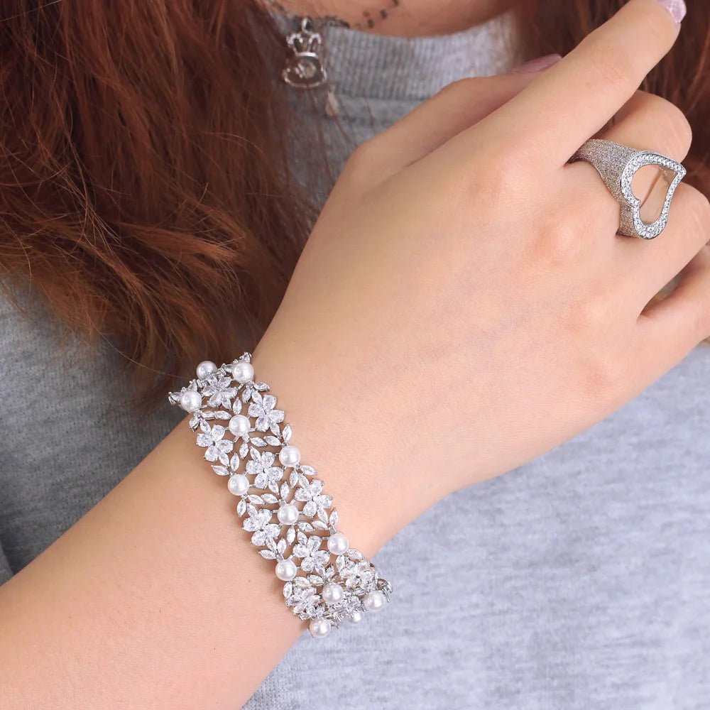 BraceletsLuxury Chunky Flower Pearl Bracelets CB320 - WS JewelleryBraceletBridal BraceletTennis Bracelet