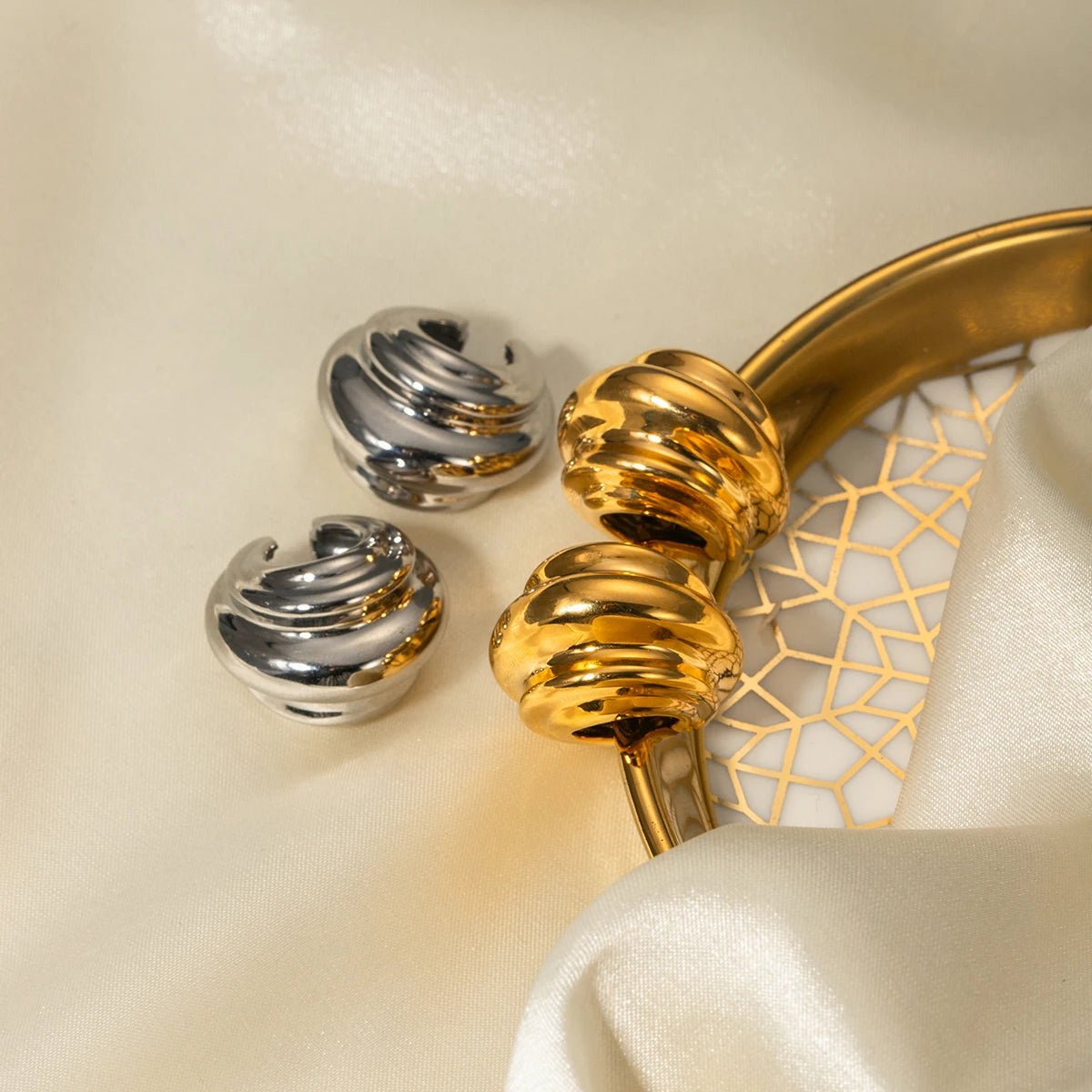 Minimalist Geometric Stainless Steel C - shaped Hoop Ear Clip Earring - WS JewelleryStainless Steel
