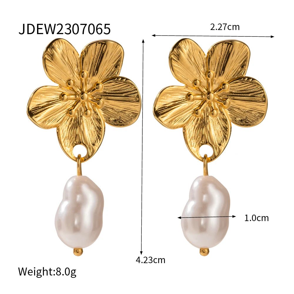 18k Gold Plated Stainless Steel Hypoallergenic Vintage Flower Stud Earrings - WS JewelleryStainless Steel