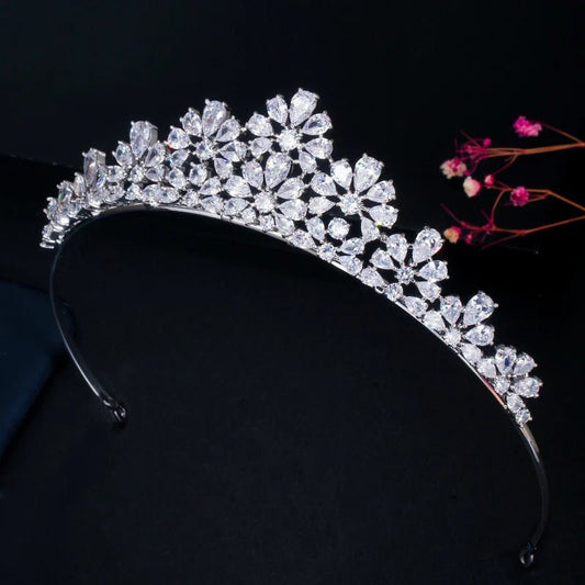 TiarasElegant Gorgeous Flower Tiara Crown A014 - WS JewelleryBridal TiaraHair AccessoriesQueen Tiara