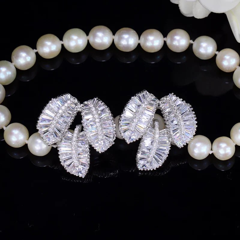 EarringsGeometric Three Leaf Stud Earrings CZ074 - WS JewelleryBridal EarringEarringLuxury Earring